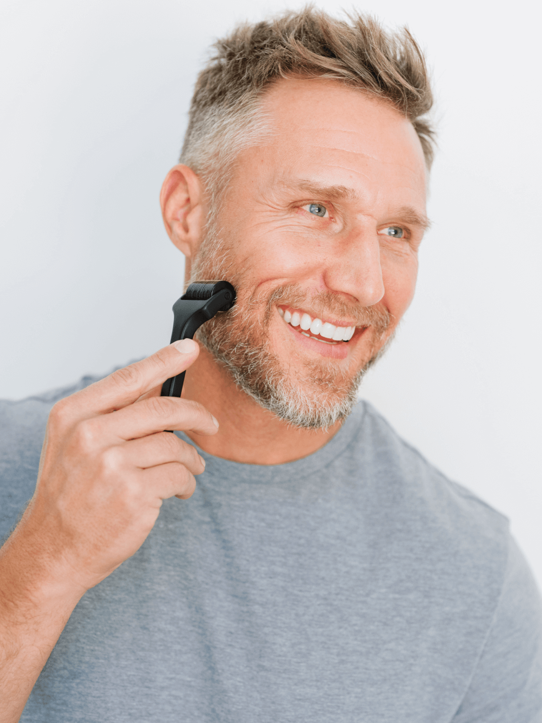 Supply Beard Matte Black Activating Beard Roller