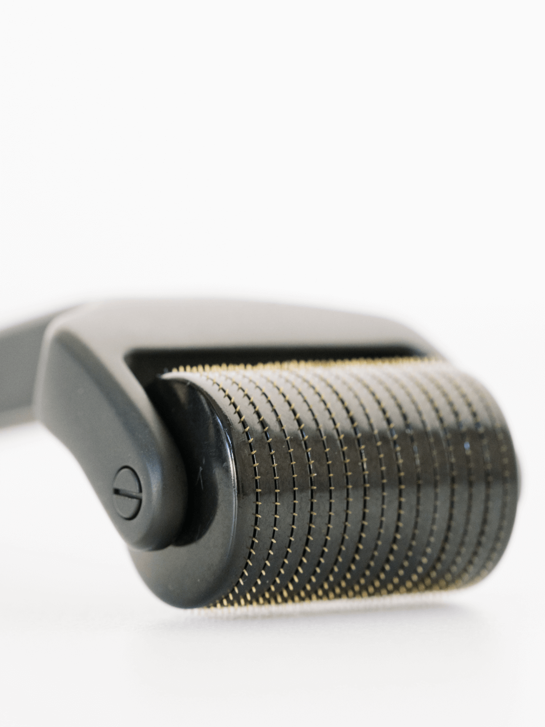Supply Beard Matte Black Activating Beard Roller