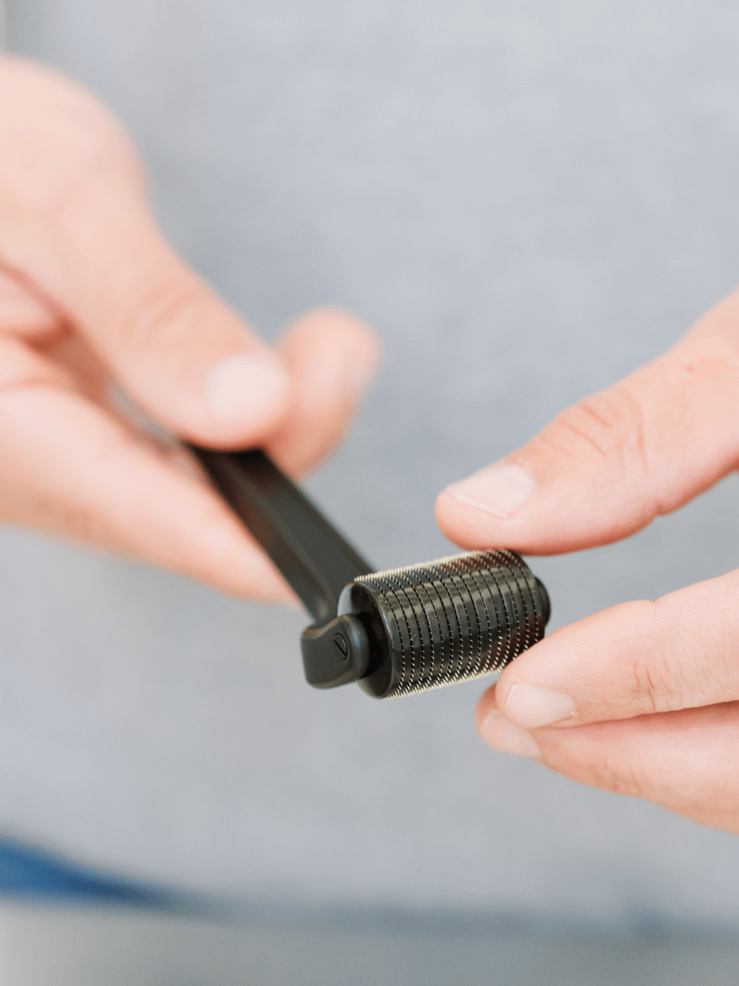 Supply Beard Matte Black Activating Beard Roller