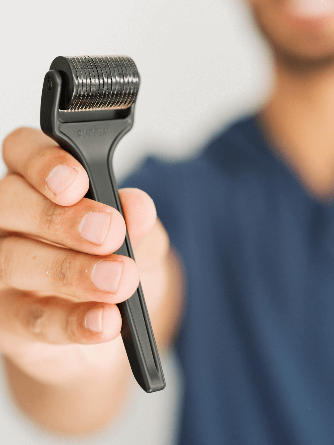 Supply Beard Matte Black Activating Beard Roller