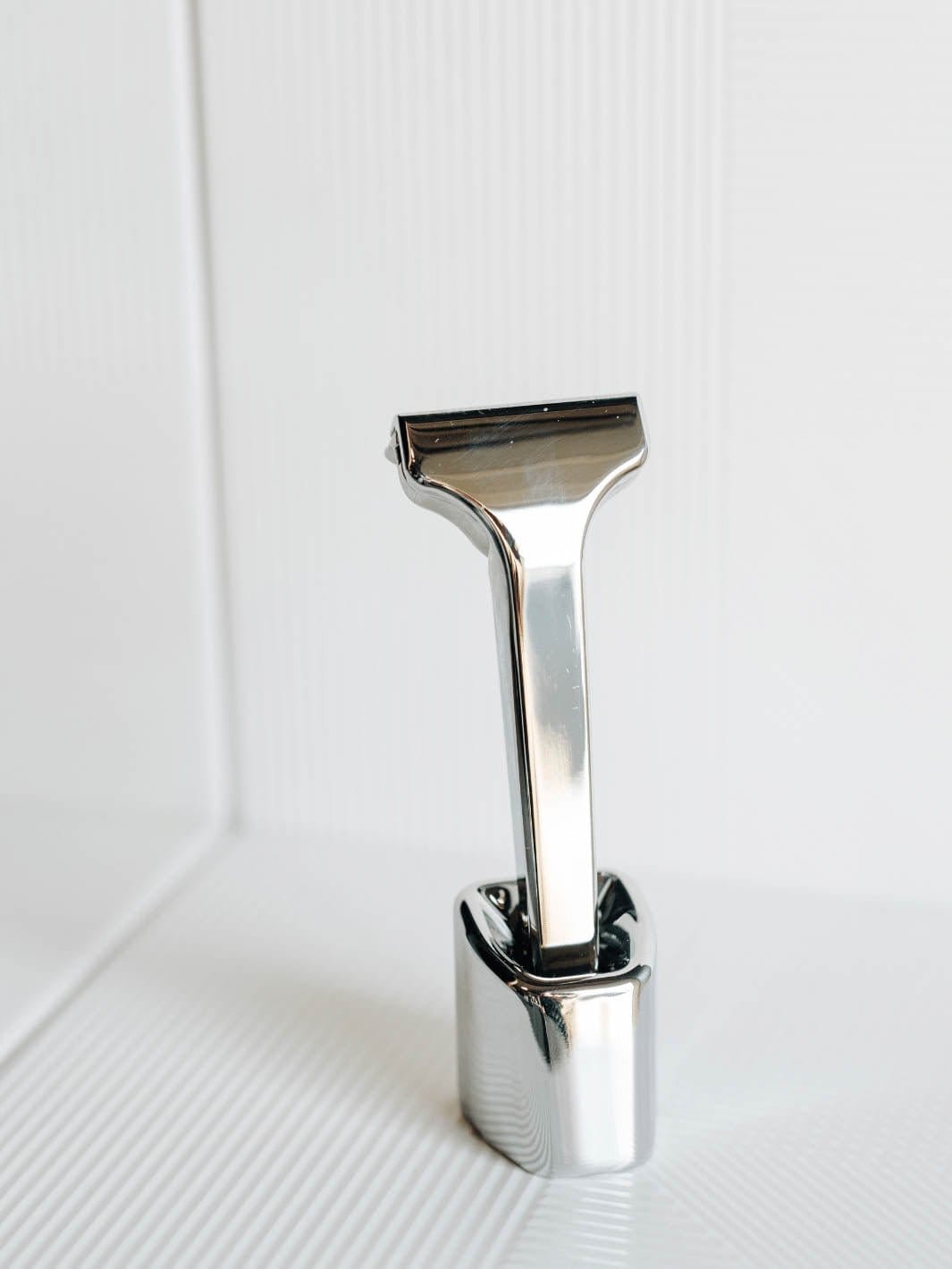 Kronos Stand Razor Single Edge Razor Stand
